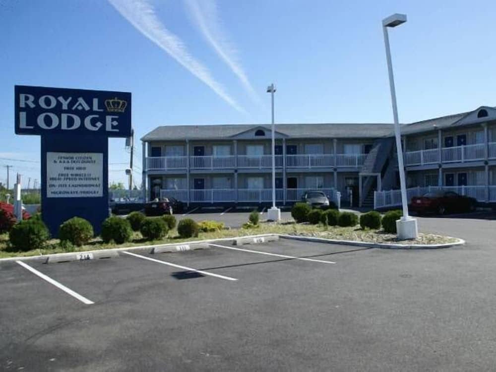 ROYAL LODGE ROYAL LODGE