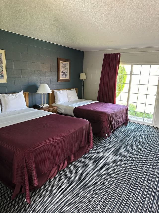 Standard Room, 2 Queen Beds