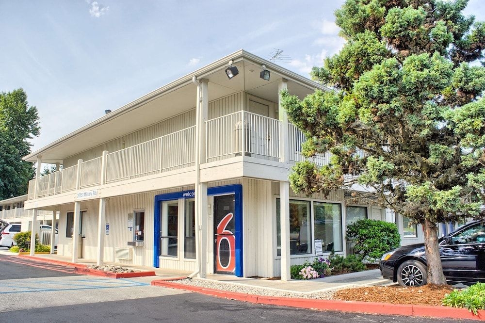 Motel 6 Seattle South3