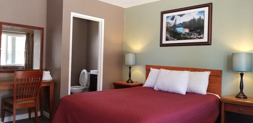 A&A Lake Tahoe Inn0
