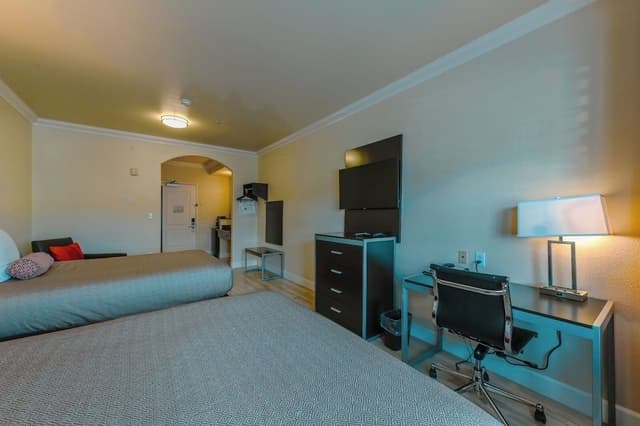 Deluxe Room, 2 Double Beds