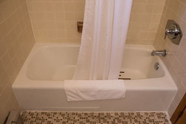 Deluxe Room, 2 Queen Beds (Front View)