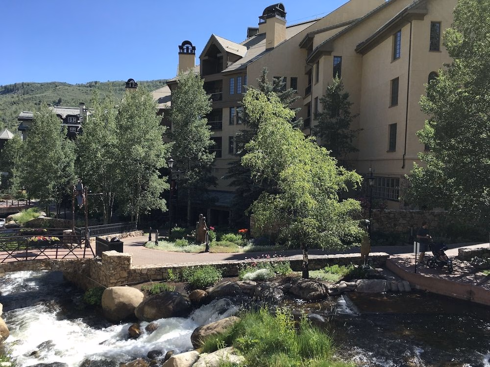 Park Plaza Beaver Creek1