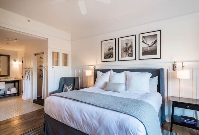 Suite, 1 King Bed with Sofa bed, Park View (Resort Suite)