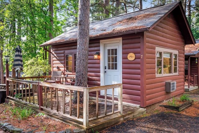 Red Cedar Cabin