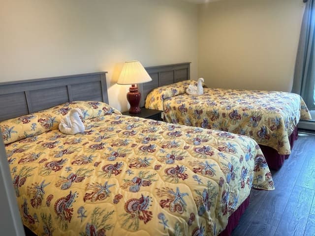 Carriage House Apartment (Off Site)