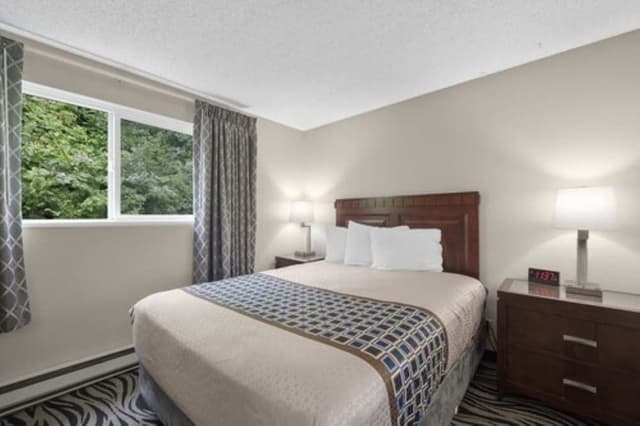 Suite, 2 Queen beds, kitchen
