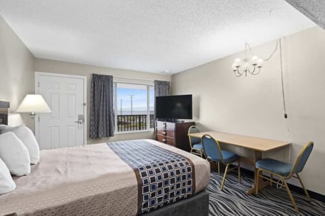 Suite, 2 Queen beds, kitchen