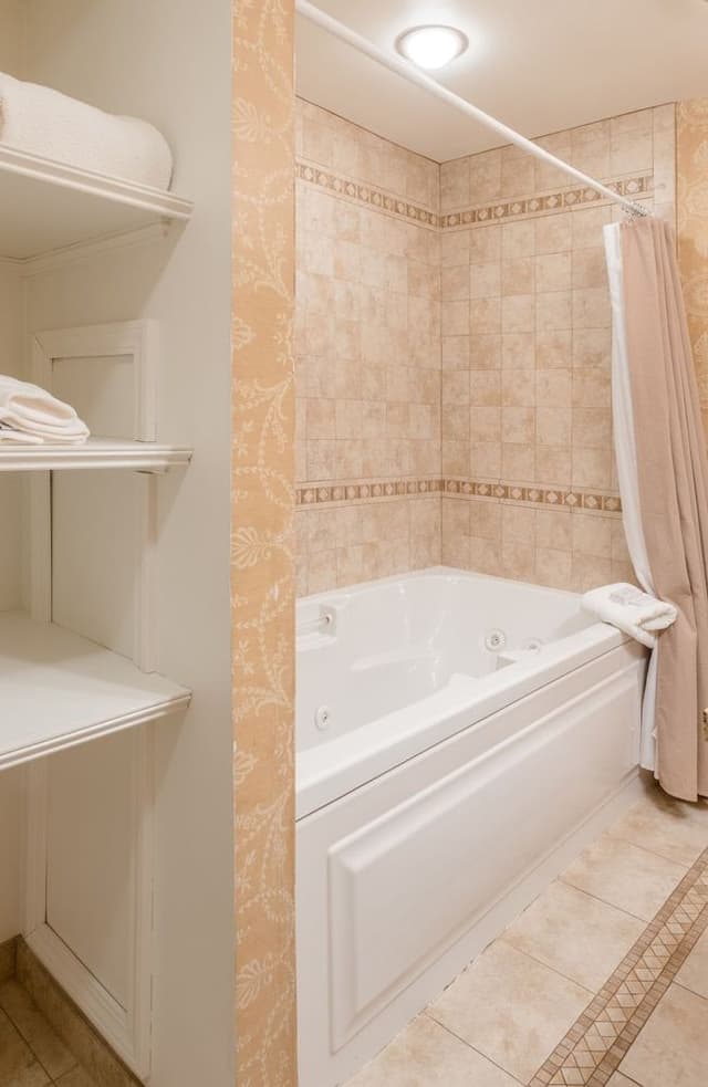 The Niagara Two Bedroom Suite