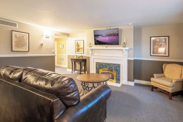 The Stratford Two Bedroom Suite