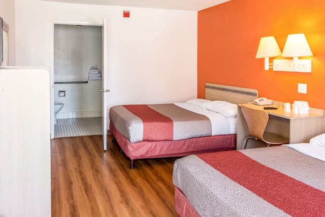 Standard Room, 2 Double Beds, Accessible, Non Smoking