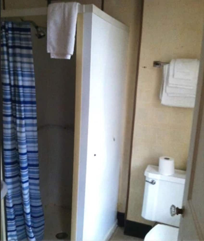 Airport Lodge3