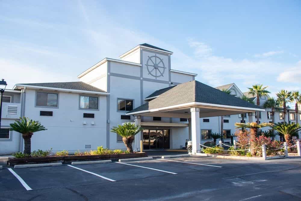 HOWARD JOHNSON TYBEE ISLAND