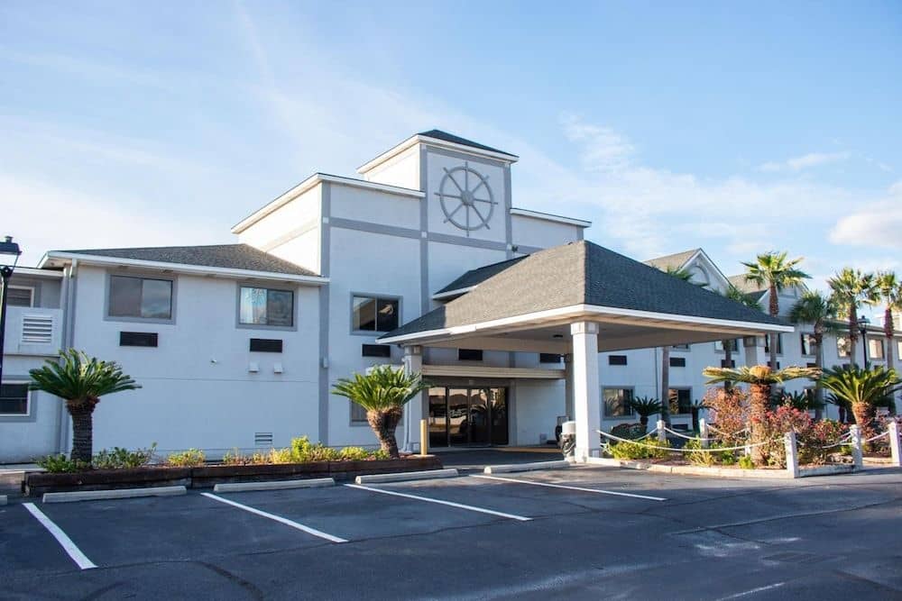 HOWARD JOHNSON TYBEE ISLAND HOWARD JOHNSON TYBEE ISLAND