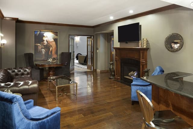 Presidential Suite