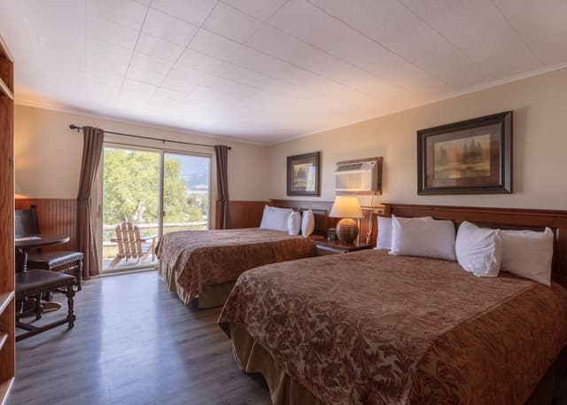 Standard Room, 2 Queen Beds, Non Smoking