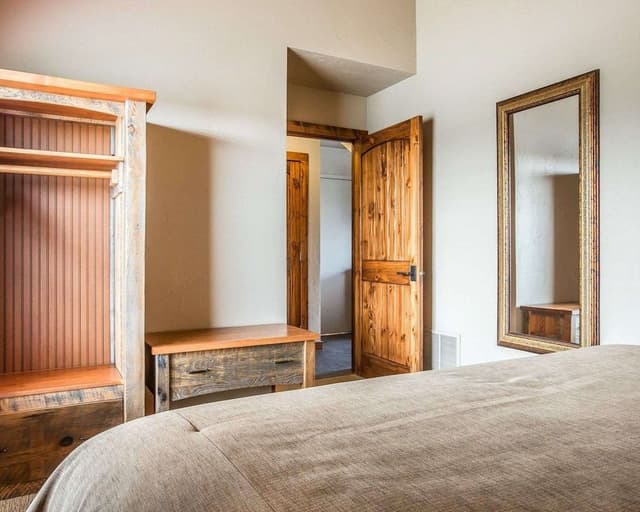 Suite, Multiple Beds, Non Smoking, River View