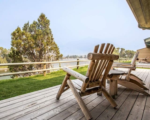 Suite, Multiple Beds, Non Smoking, River View