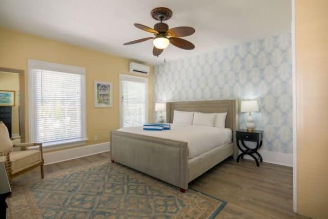 Deluxe Townhome, 1 King Bed w/Sofa bed - Fleming's Veranda 100 (bedroom access via spiral staircase)