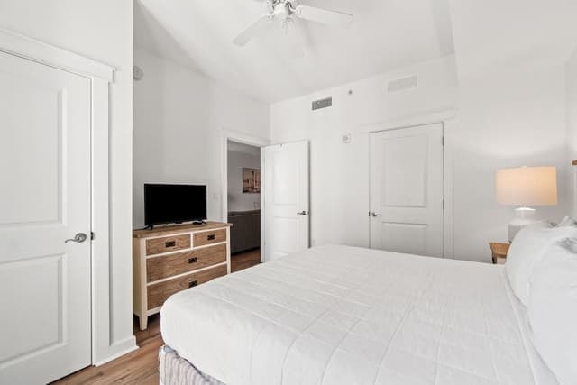 1 Bedroom Gulf View