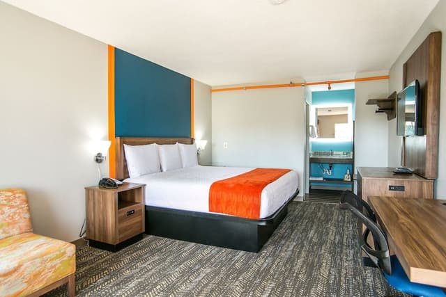 Standard Room, 2 Queen Beds, Smoking