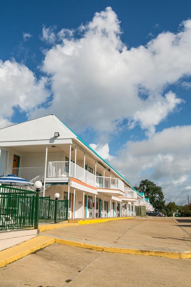 Jubilee Inn0