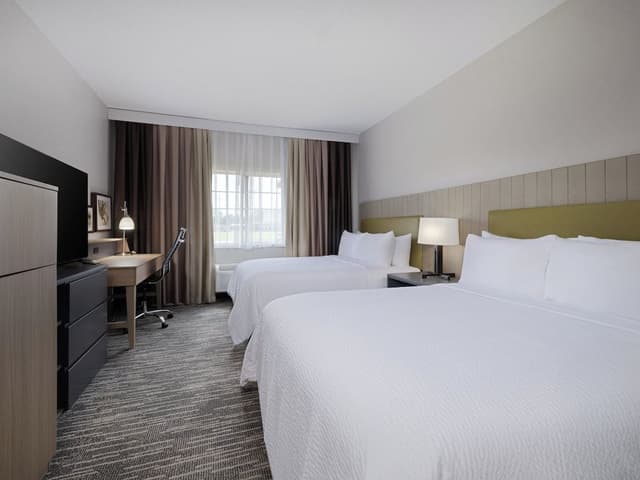 Standard Room, 2 Queen Beds, Accessible Bathtub (Communications, Mobility)
