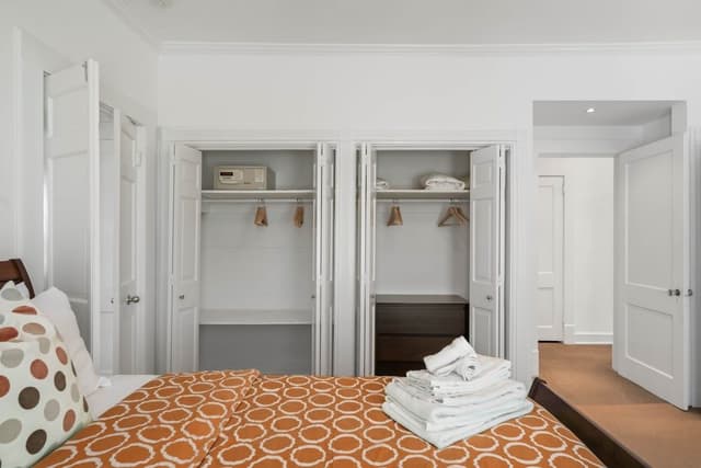 Standish House Apartment Duplex Home, 3 Bedrooms (71 Standish Ave NW, Atlanta GA 30309)