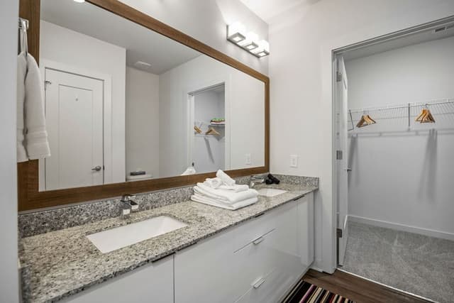 Spectacular 2BR/2BA Apartment (1270 Spring Street NW, Atlanta, GA 30309)