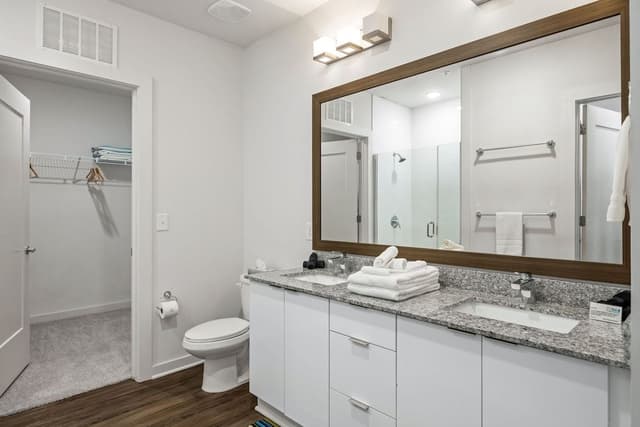 Spectacular 1BR/1BA Apartment (1270 Spring Street NW, Atlanta, GA 30309)