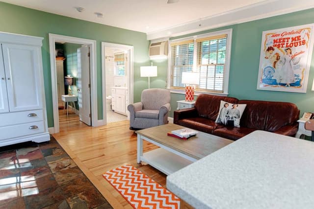 Room, 1 King Bed with Sofa bed, Private Bathroom, Park View