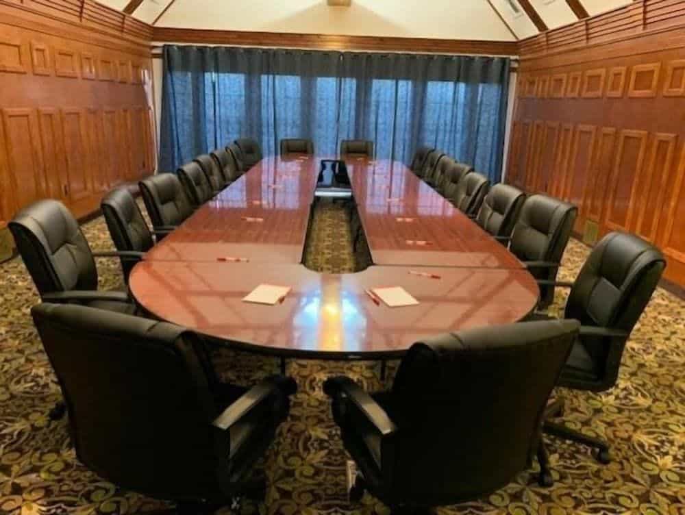 Host Inn All Suites