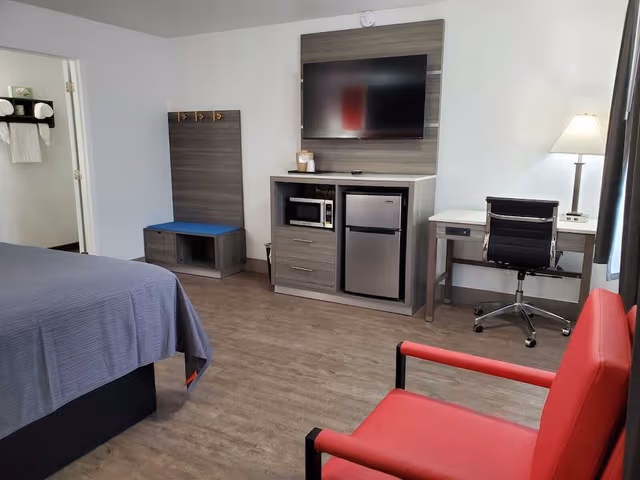 Standard Room, 1 King Bed