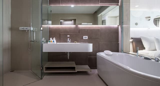 Premier Room