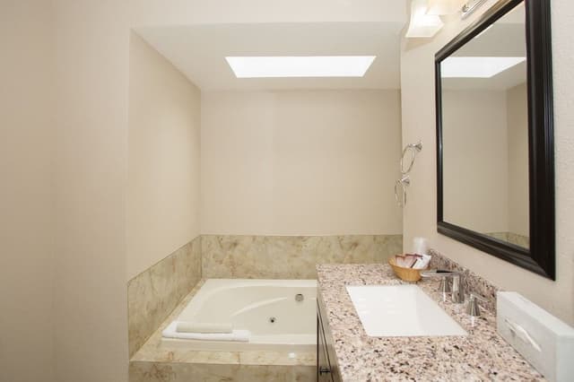 Executive Apartment, 2 Bedrooms, Jetted Tub