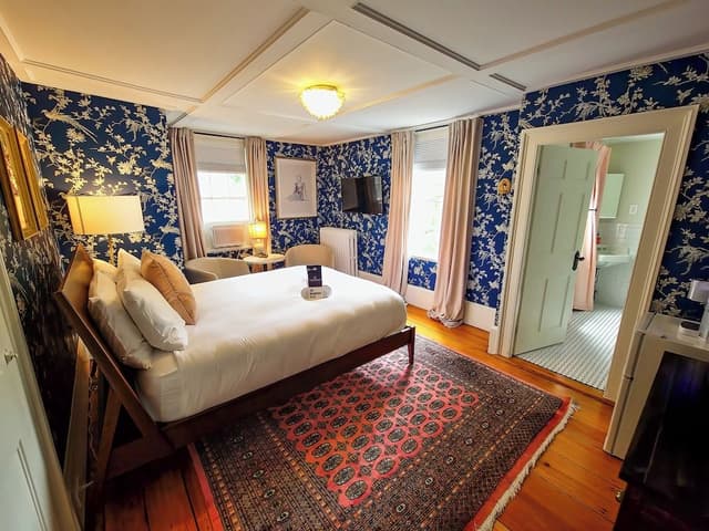 Deluxe Room, 1 Queen Bed