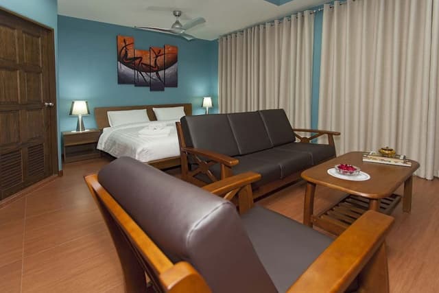 Deluxe Double Room, 1 King Bed, Balcony