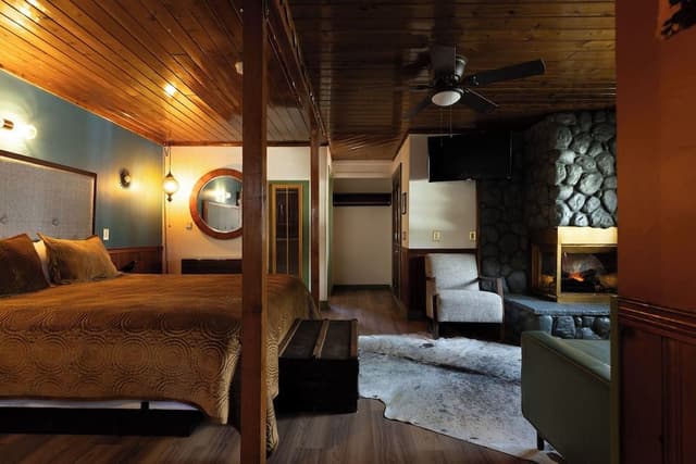 Traditional Cabin