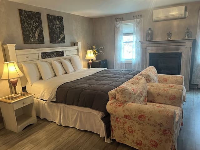 White Birches Suite, 1 King Bed