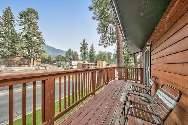 Townhome, 2 Bedrooms, 2 Bathrooms