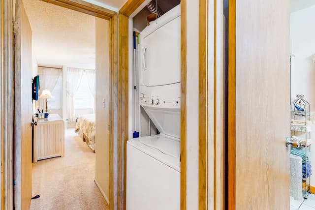Condo, 1 Bedroom