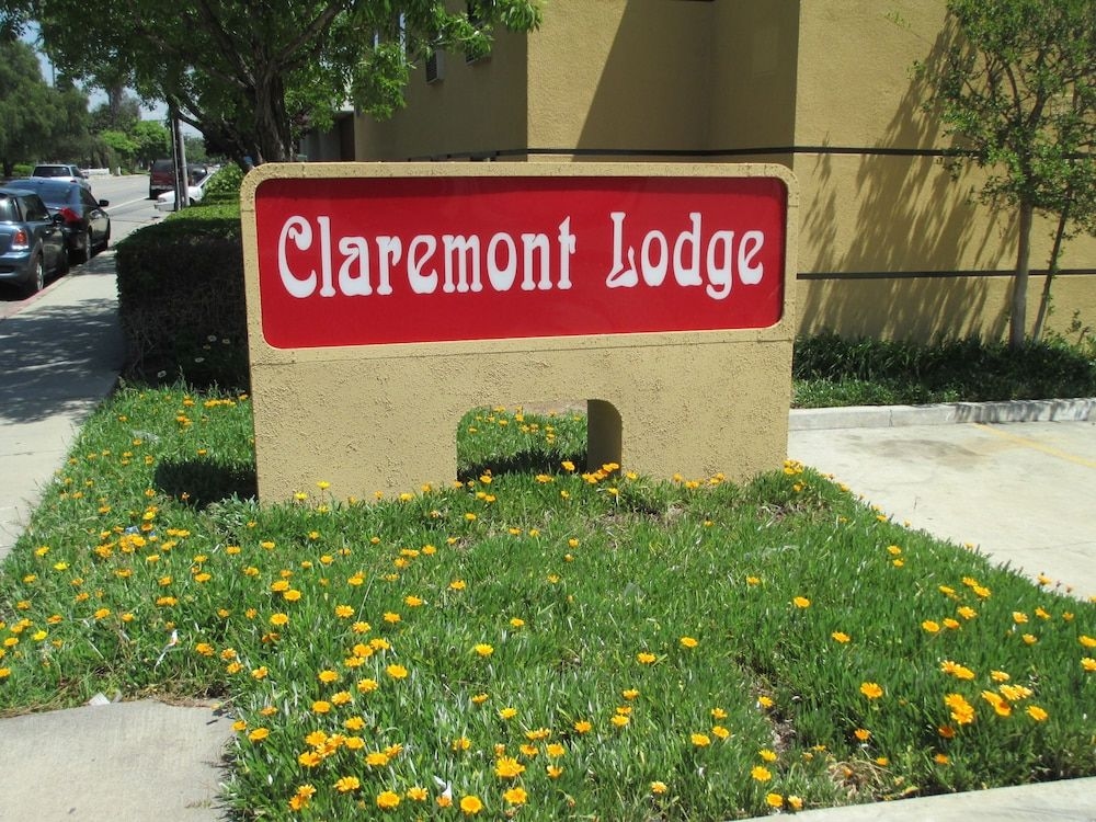 Claremont Lodge2