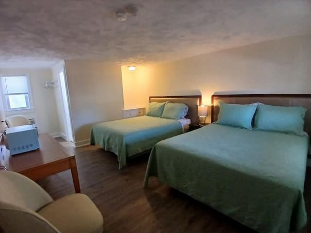 Standard Room, 2 Queen Beds