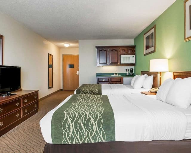 Standard Room, 2 Queen Beds, Non Smoking