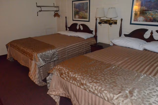 Room, 2 Queen Beds