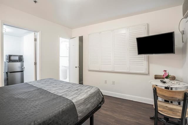 Deluxe Single Room