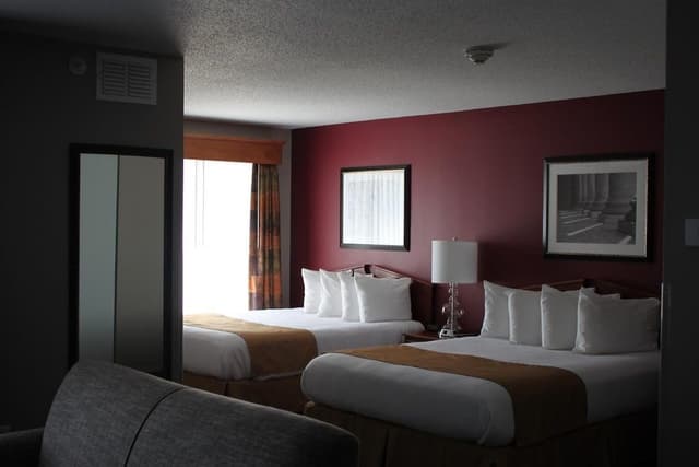 Studio, 2 Queen Beds, Accessible