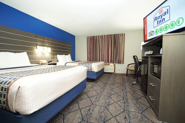 Deluxe Room, 2 Queen Beds, Non Smoking