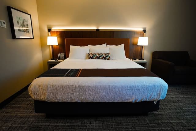 Deluxe Single Room
