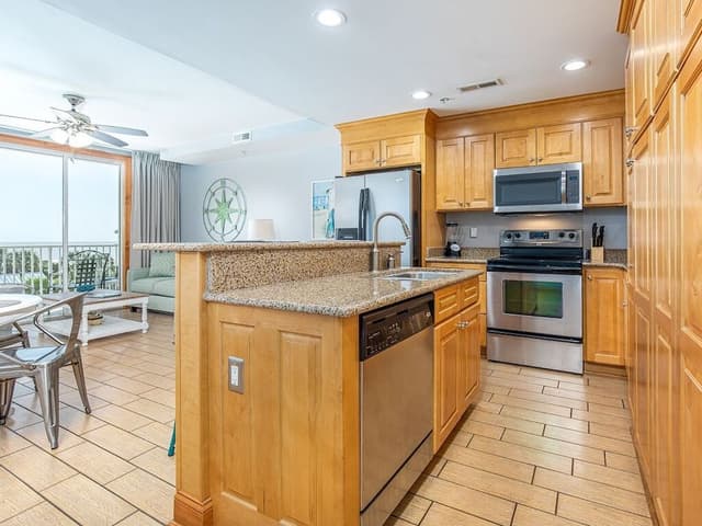 Condo, Multiple Beds, Pool Access, Beach View (#132 - Pets)